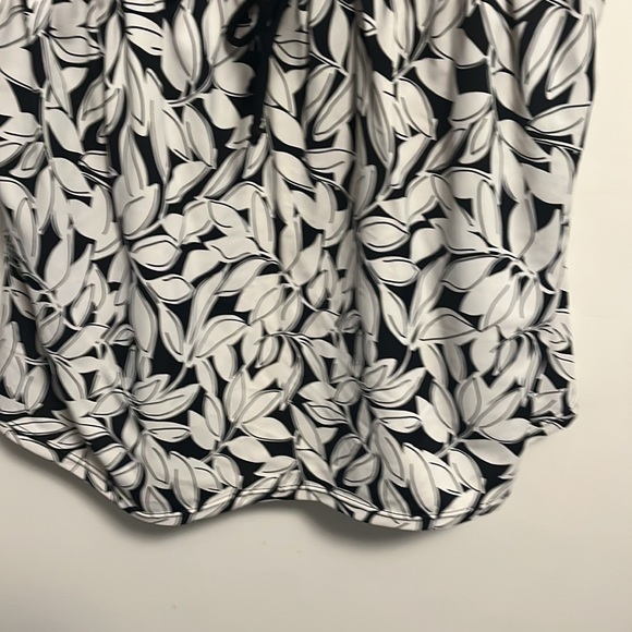 Floral Tankini Top - Picture 3 of 6